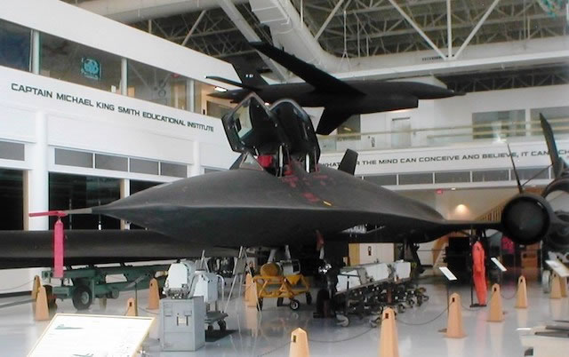 SR-71 Blackbird, S/N 61-7971, Evergreen Aviation & Space Museum, McMinnville, Oregon SR-71 Blackbird, S/N 61-7971, Evergreen Aviation & Space Museum, McMinnville, Oregon